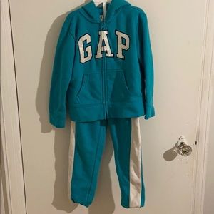 blue kids gap jogging suit